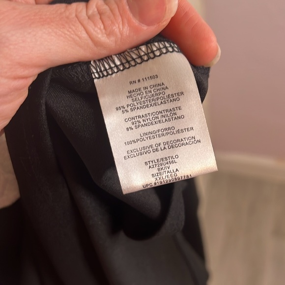 Lily Rose Ivory and Black Lace Open Back Fit & Flare Dress, women’s Size XXL - Picture 8 of 8